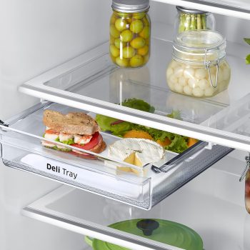 Samsung Refrigerator and Freezer Two Doors - 16.2 Cu.ft Fridge & 5.7 Cu.ft Freezer - Silver - RT62K7050SL/ZA - Image 10